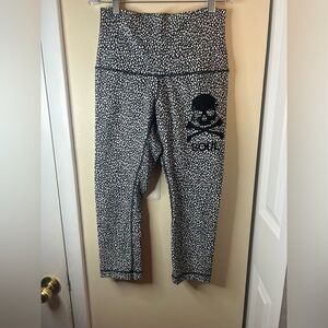 Lululemon Athletica Black and White Patterned Capris